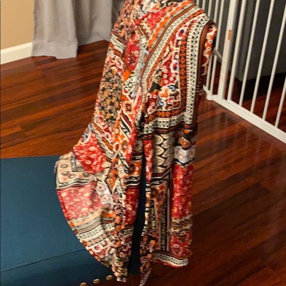 Blouse - Picture 2 of 3